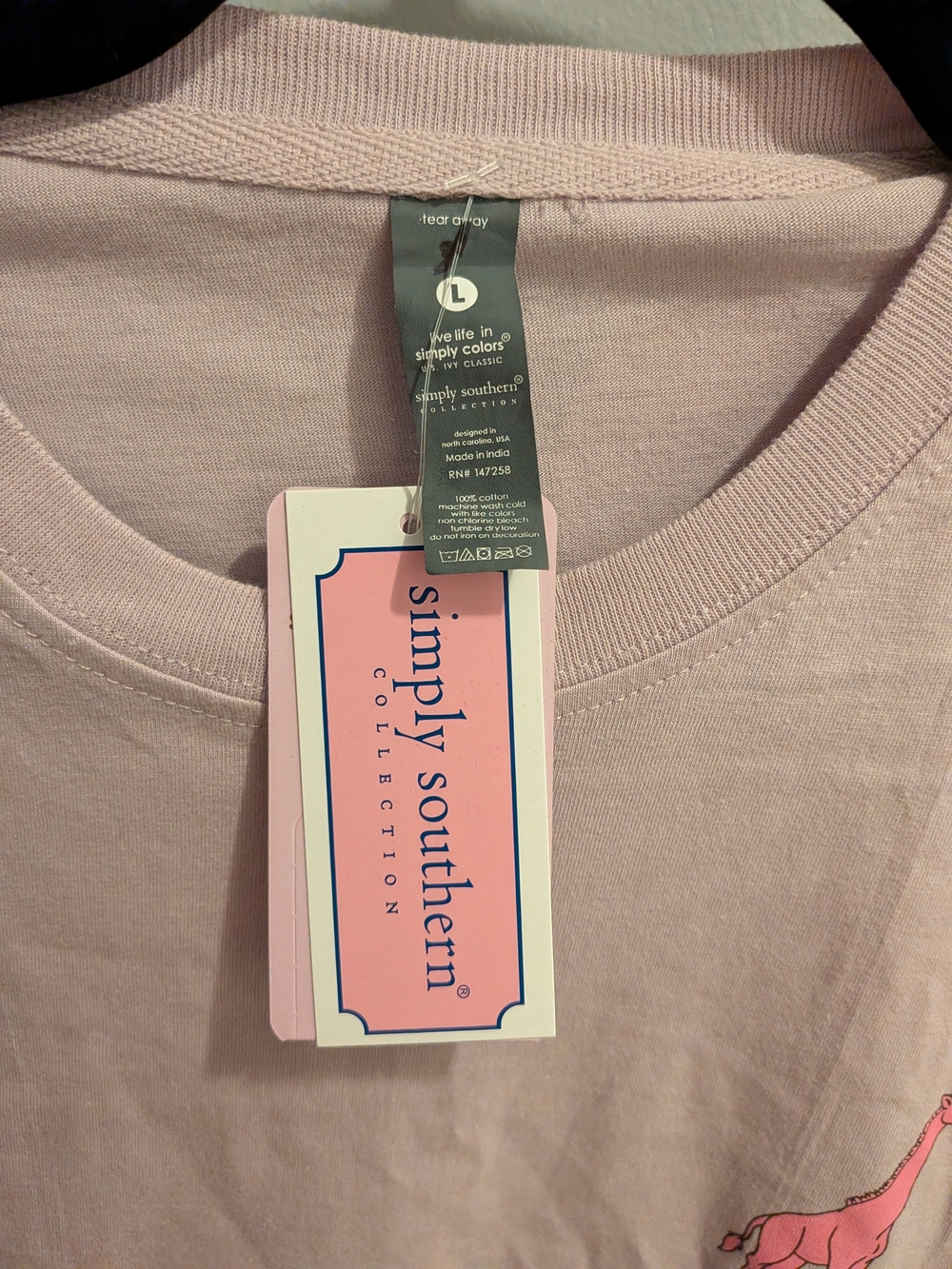 Simply Southern Giraffe Tracking 'Born to Bloom' Graphic Tee - Picture 2 of 7